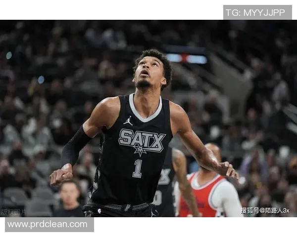 马刺与奇才精彩对决录像回看分析全场亮点与关键时刻回顾